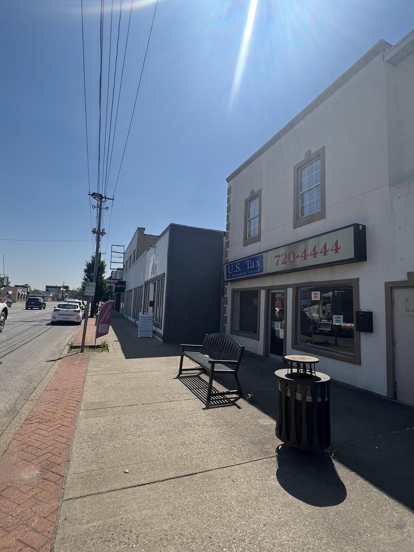 Image for SOLD $143,000 - Commercial Building with Apartments on MacCorkle Avenue
