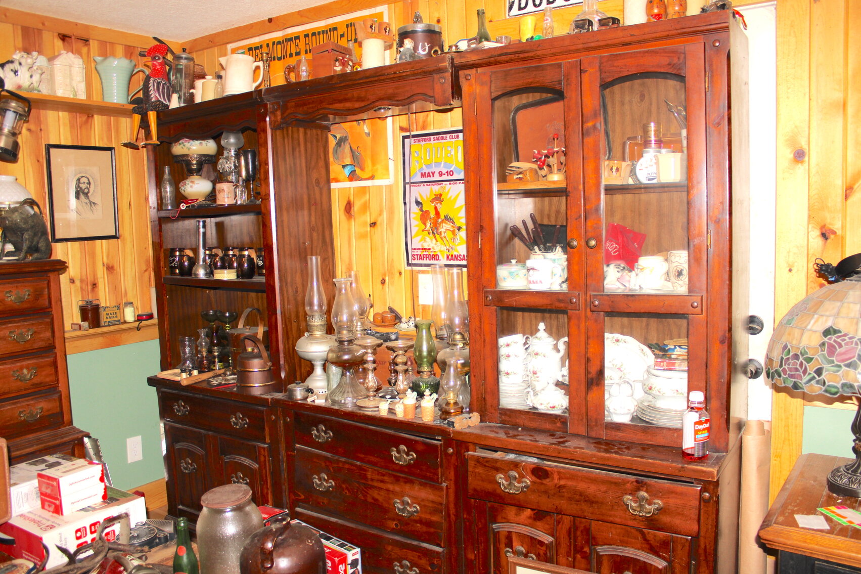 Image for LIVING ESTATE AUCTION