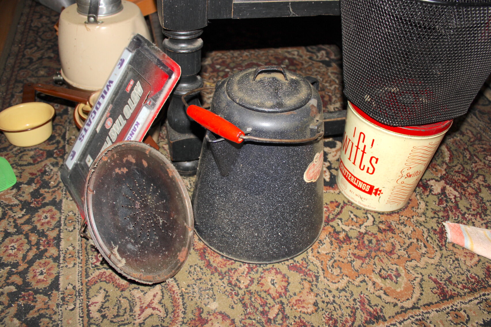 Image for LIVING ESTATE AUCTION