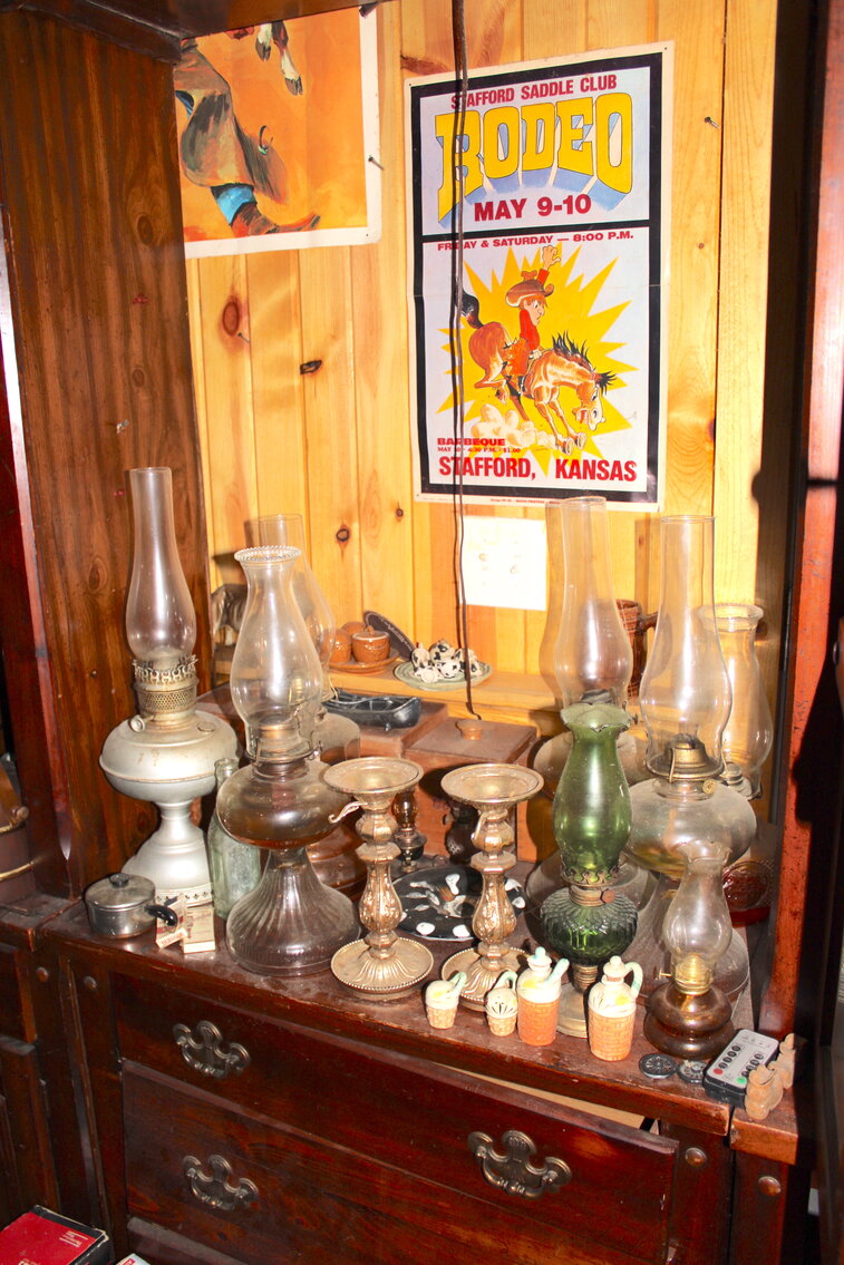 Image for LIVING ESTATE AUCTION