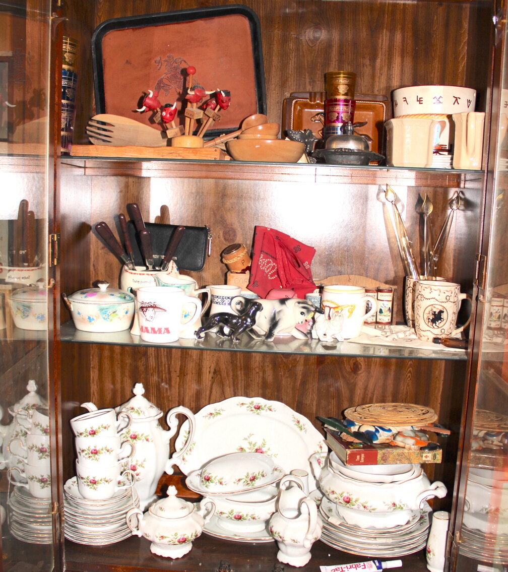 Image for LIVING ESTATE AUCTION