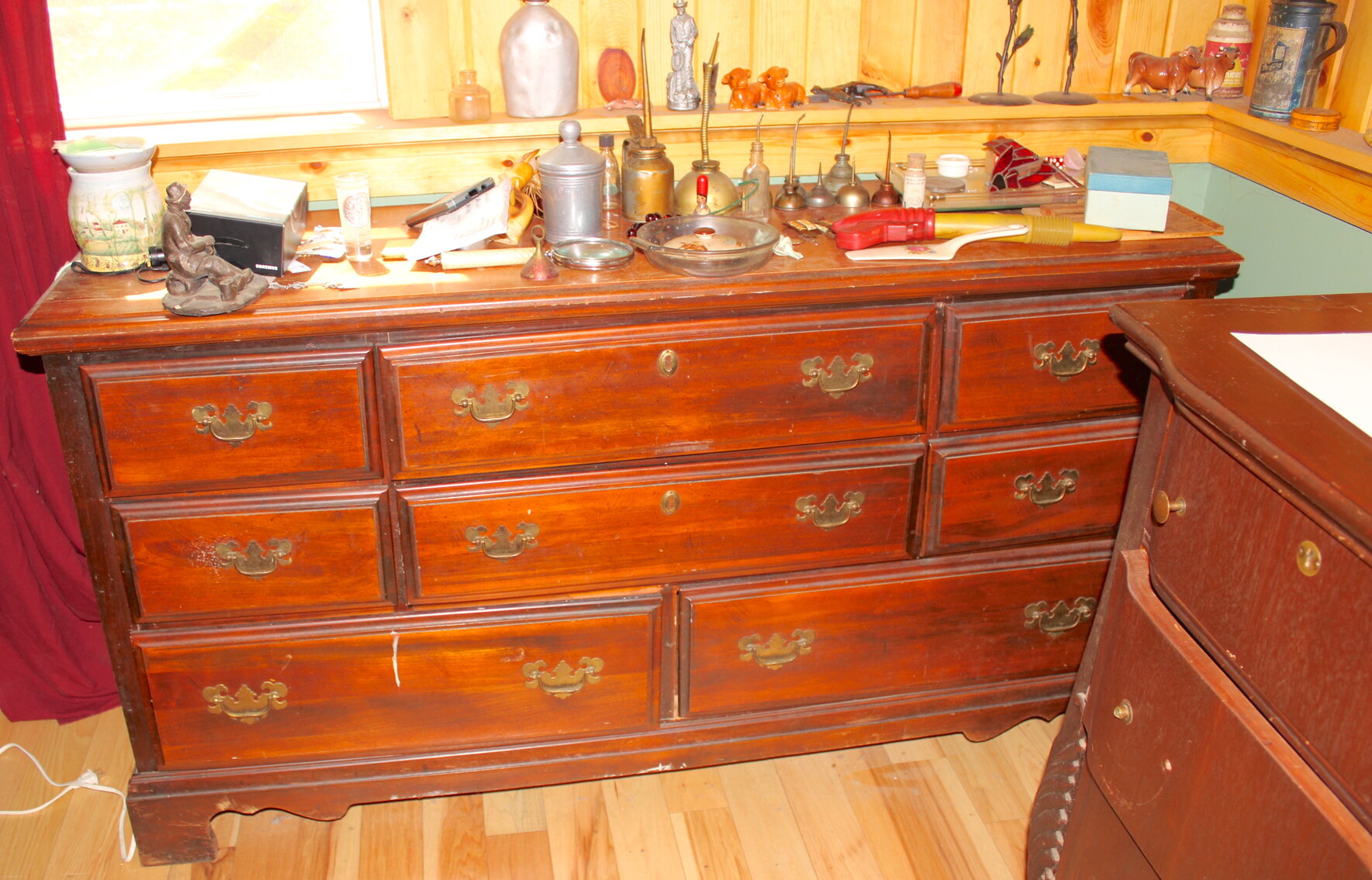 Image for LIVING ESTATE AUCTION