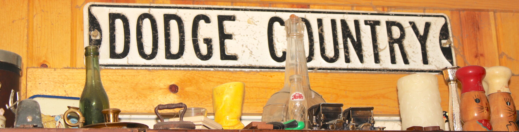 Image for LIVING ESTATE AUCTION