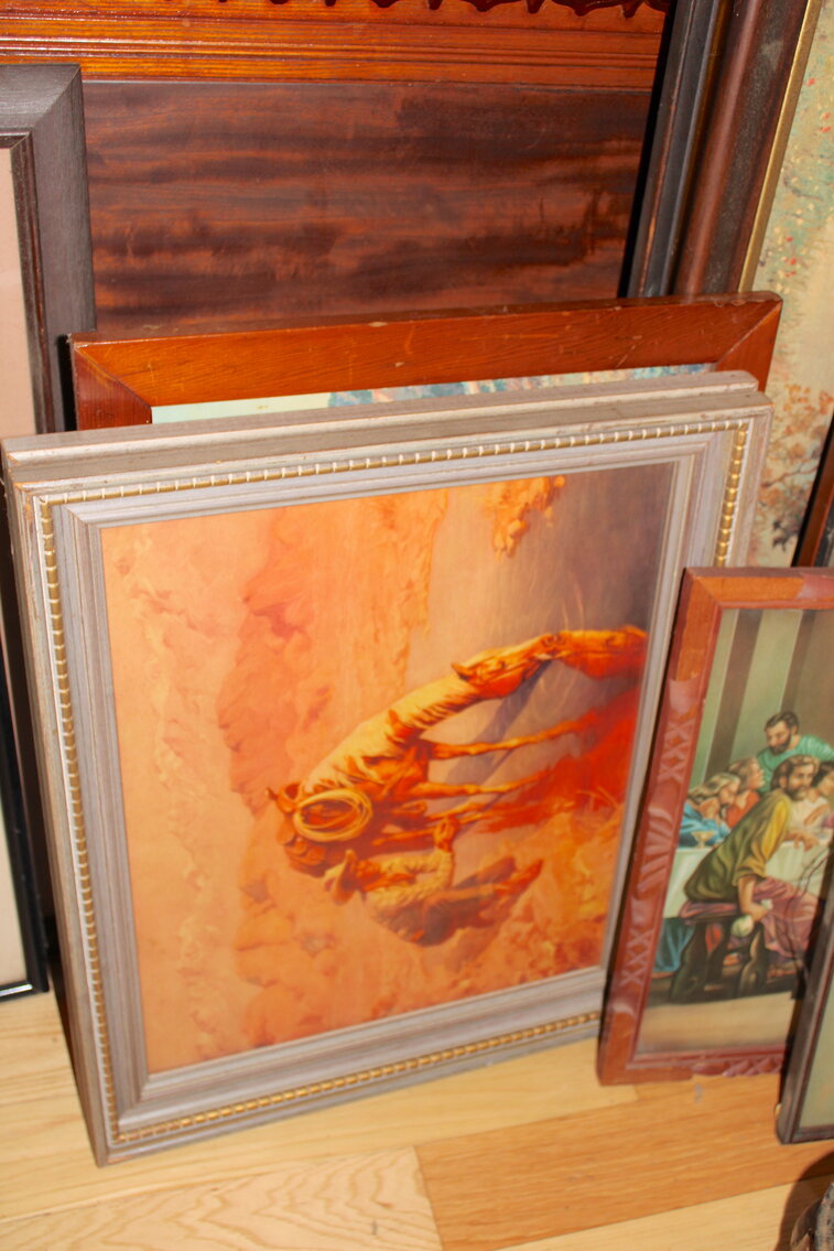 Image for LIVING ESTATE AUCTION