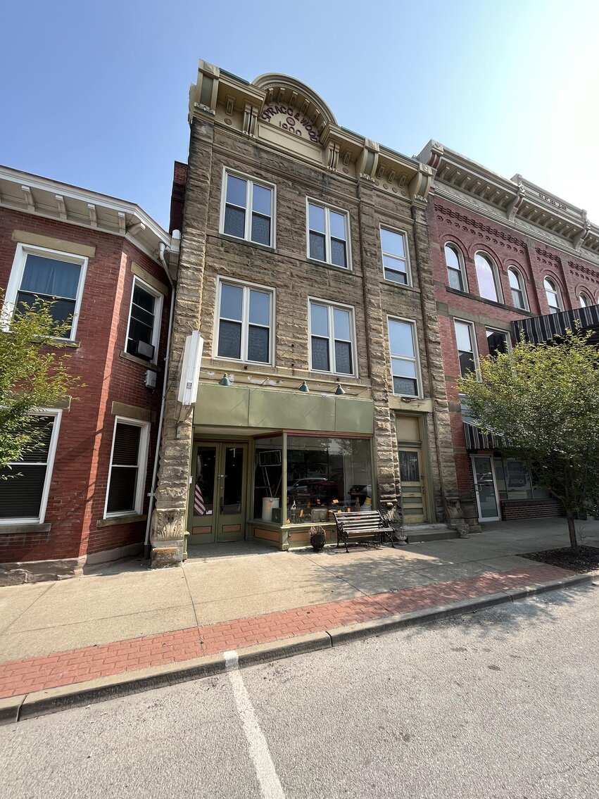 Image for SOLD $83,600 - Spacious Commercial Building in Downtown Waynesburg