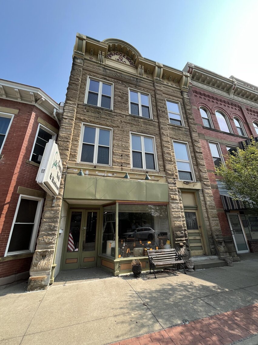 Image for SOLD $83,600 - Spacious Commercial Building in Downtown Waynesburg