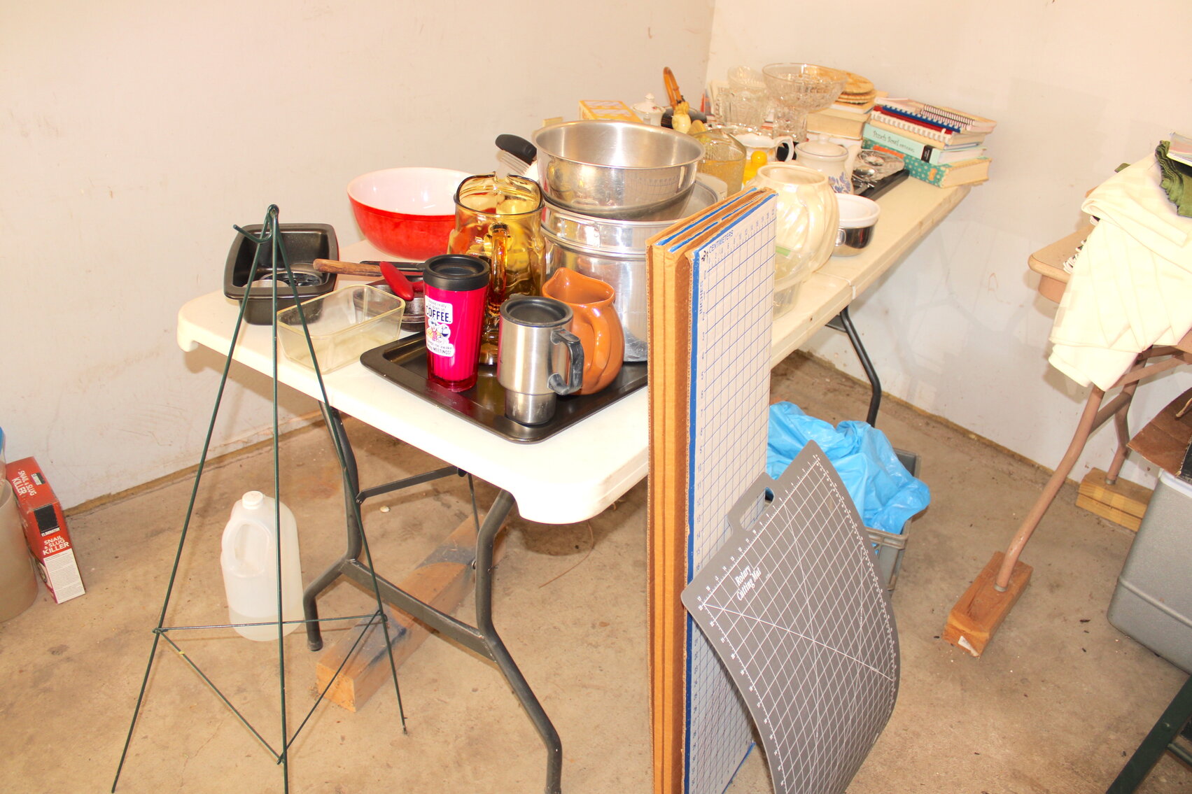 Image for LIVING ESTATE AUCTION