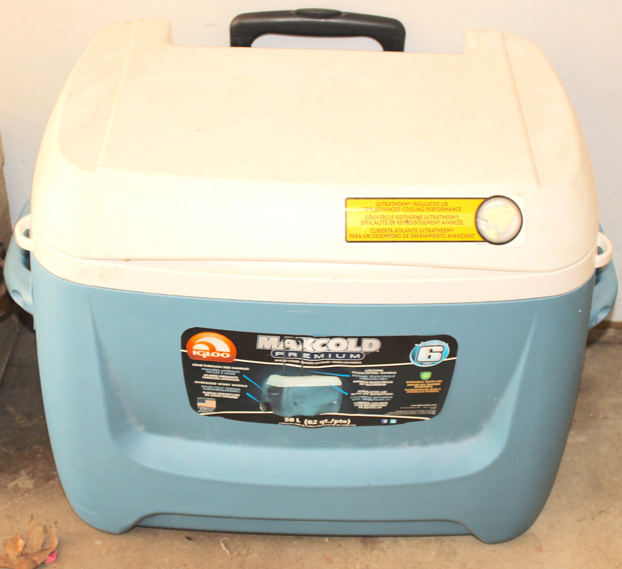 Image for LIVING ESTATE AUCTION