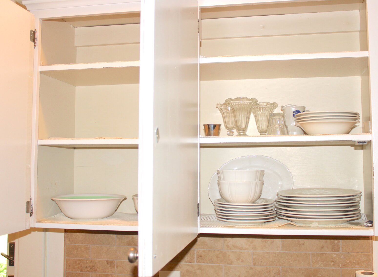 Image for LIVING ESTATE AUCTION