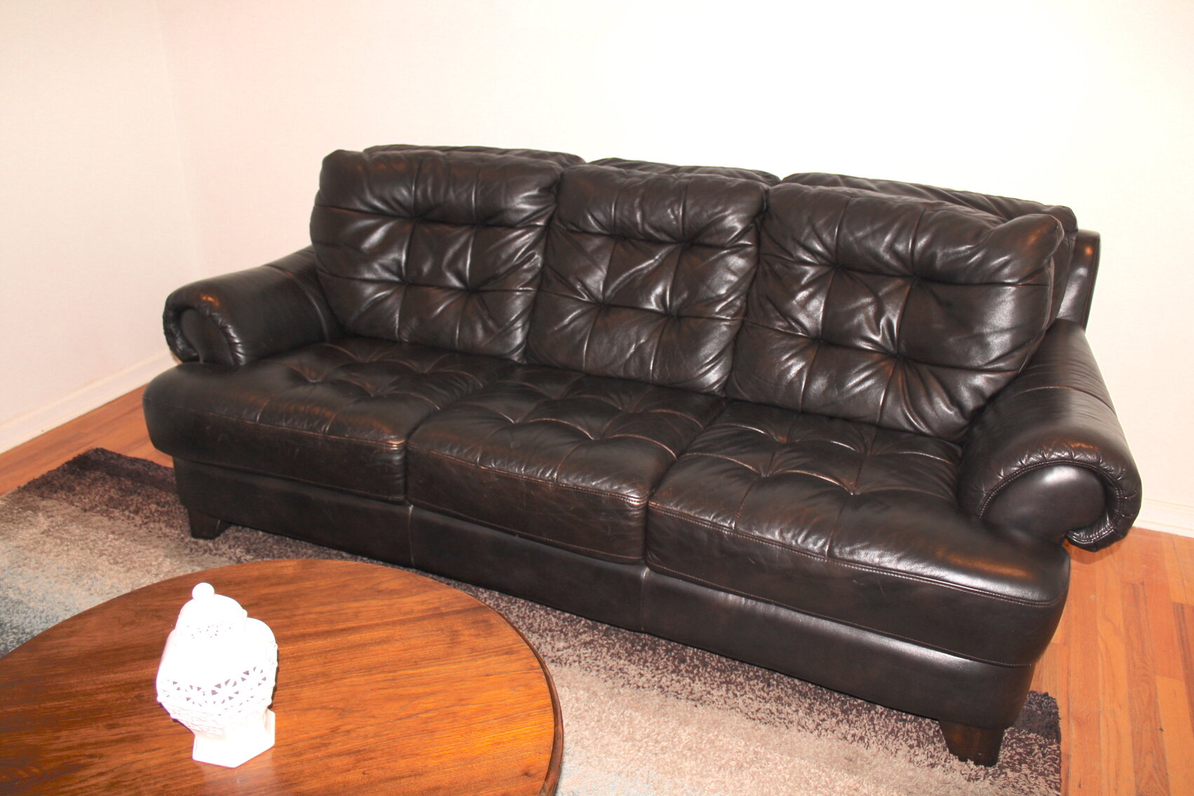 Image for LIVING ESTATE AUCTION