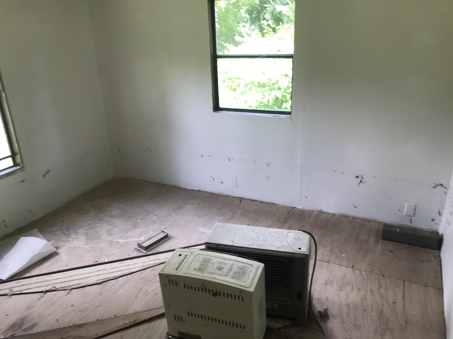 Image for SOLD $24,750 - 3 Bedroom Project Home Selling to the Highest Bidder