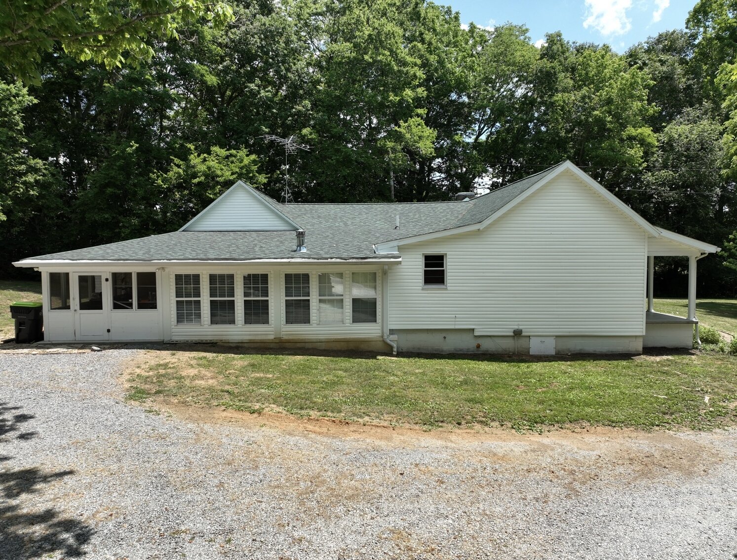 Image for 10926 Rockcastle Rd. Auction