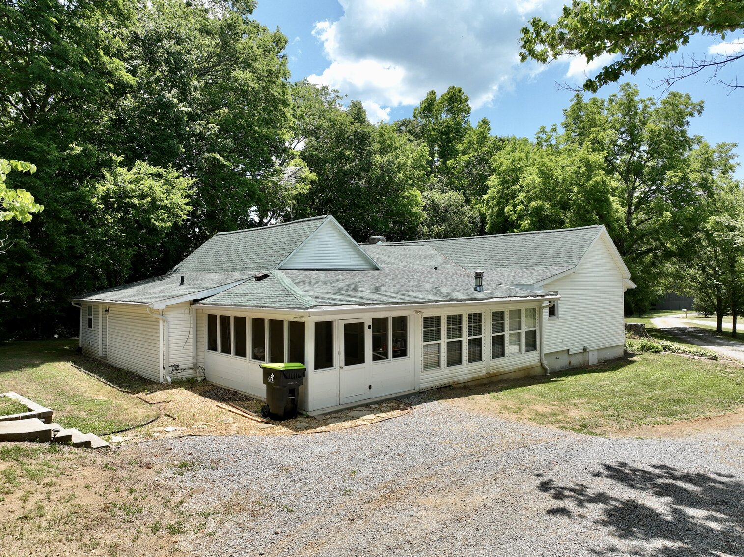 Image for 10926 Rockcastle Rd. Auction