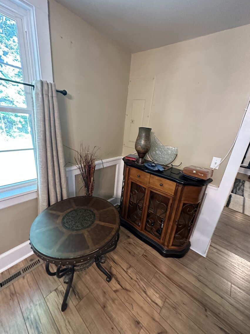 Image for 10926 Rockcastle Rd. Auction