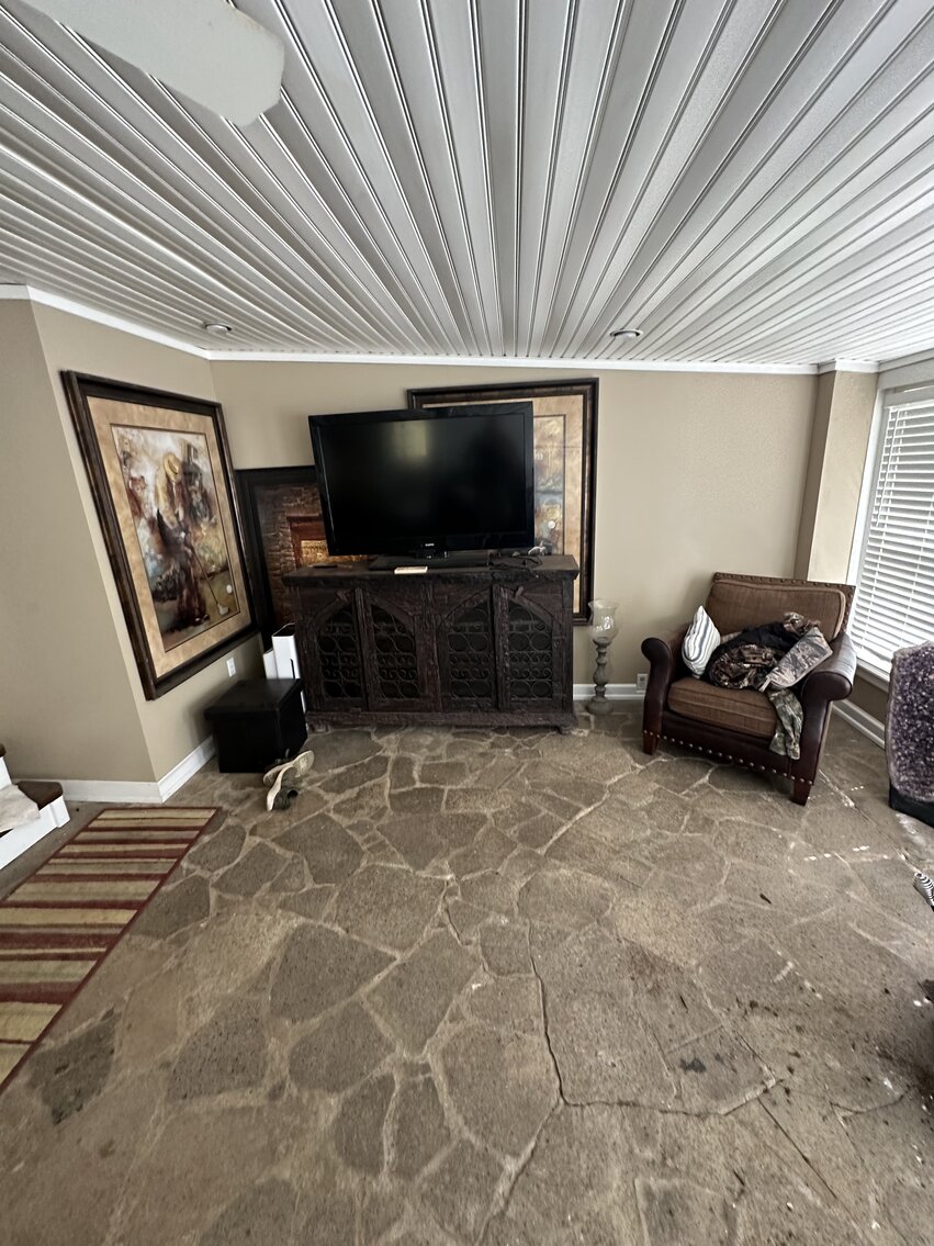 Image for 10926 Rockcastle Rd. Auction