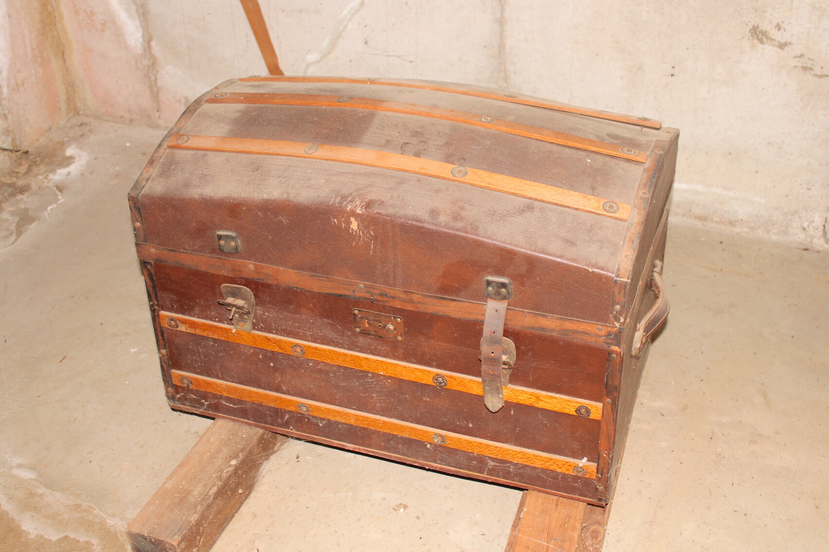 Image for EXCELLENT ESTATE AUCTION