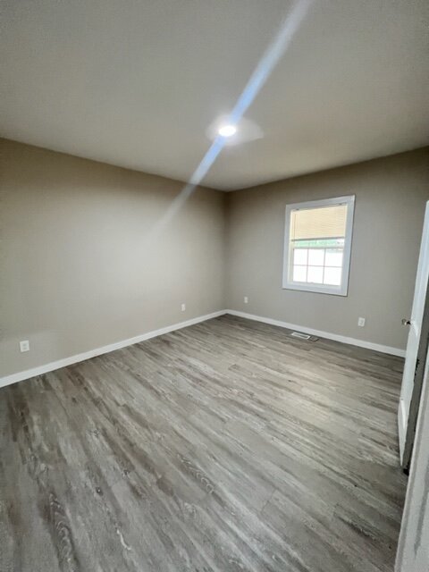 Image for 1801 E. Franklin Blvd.-COMMERCIAL REAL ESTATE