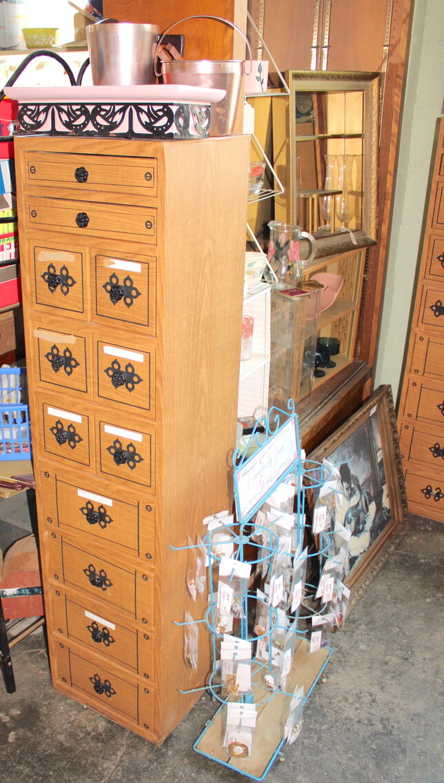 Image for 2-DAY MID CENTURY COLLECTOR & DEALER'S LIVING ESTATE AUCTION