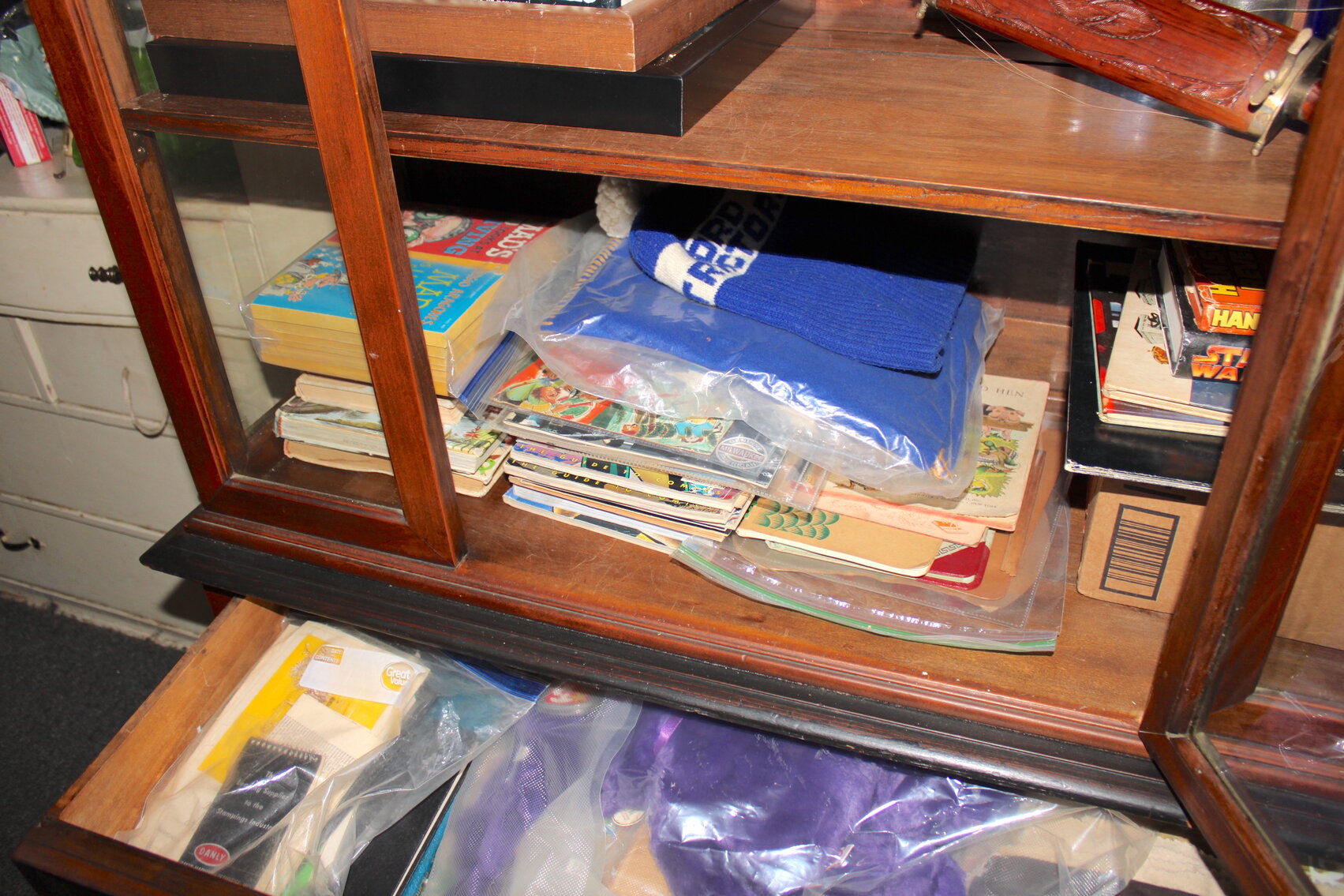 Image for LIVING ESTATE AUCTION