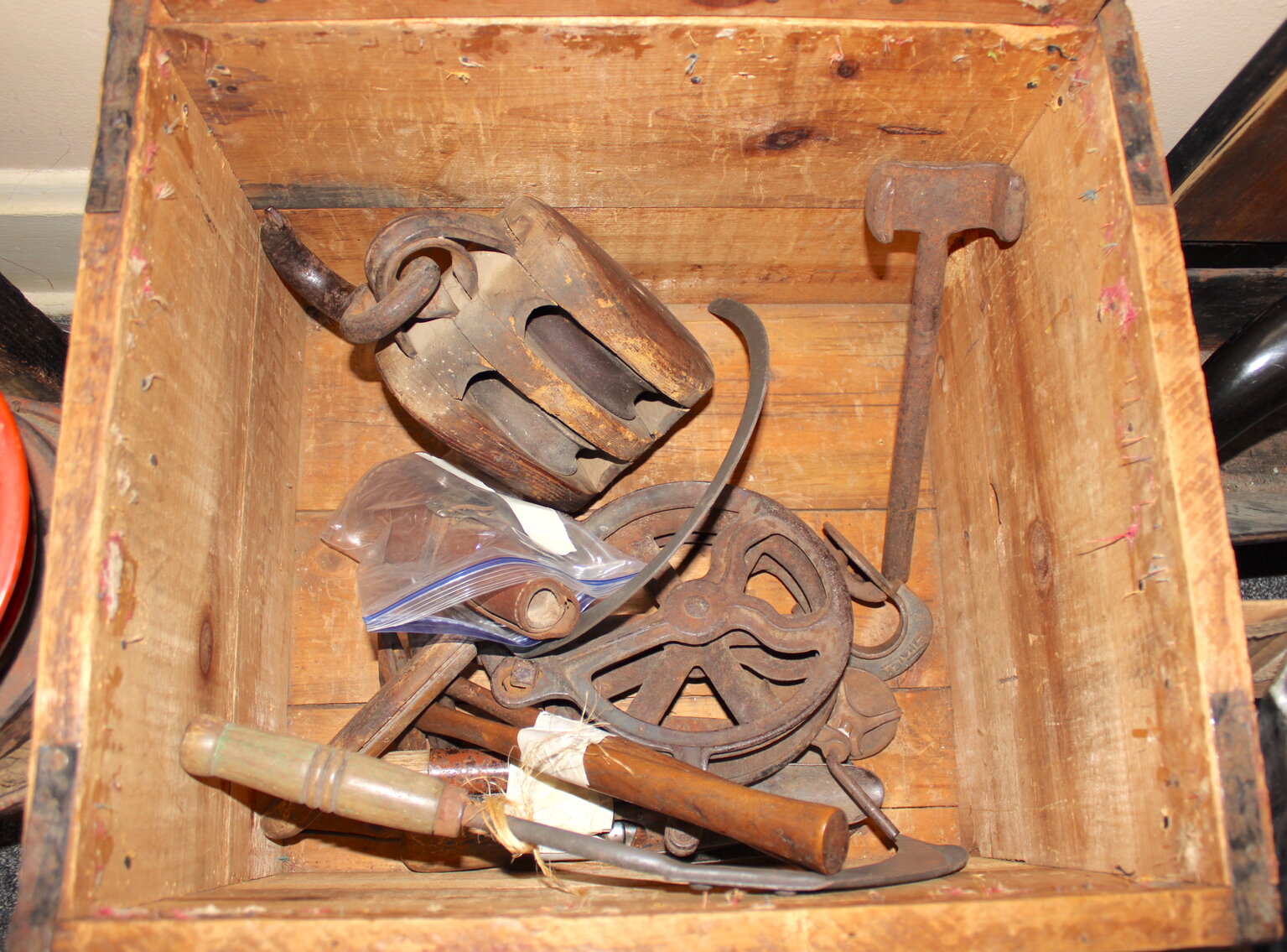 Image for LIVING ESTATE AUCTION