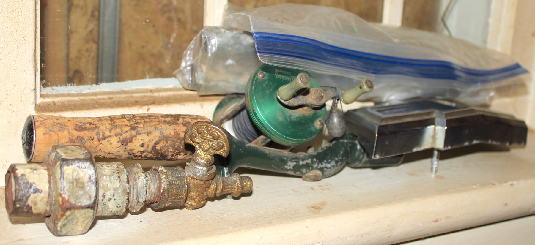 Image for LIVING ESTATE AUCTION