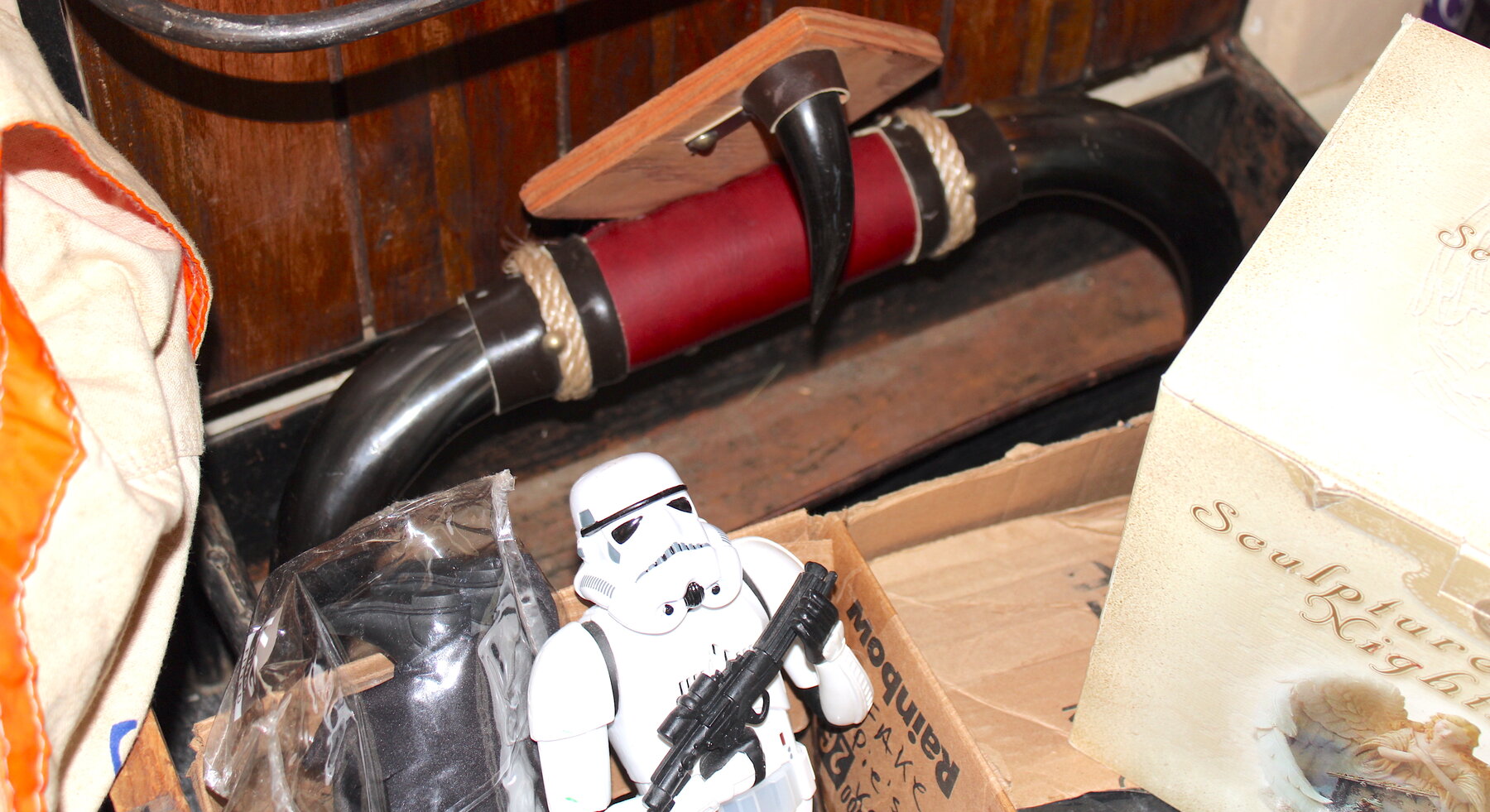 Image for LIVING ESTATE AUCTION