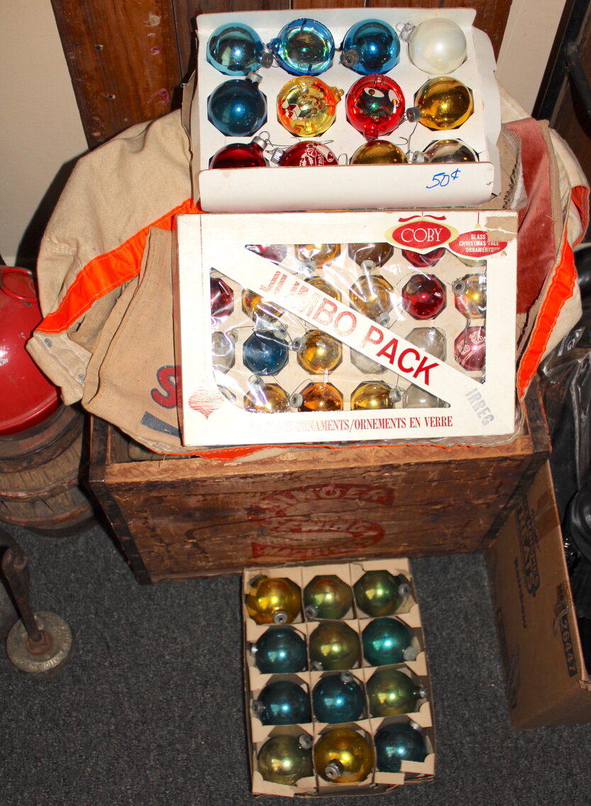 Image for LIVING ESTATE AUCTION