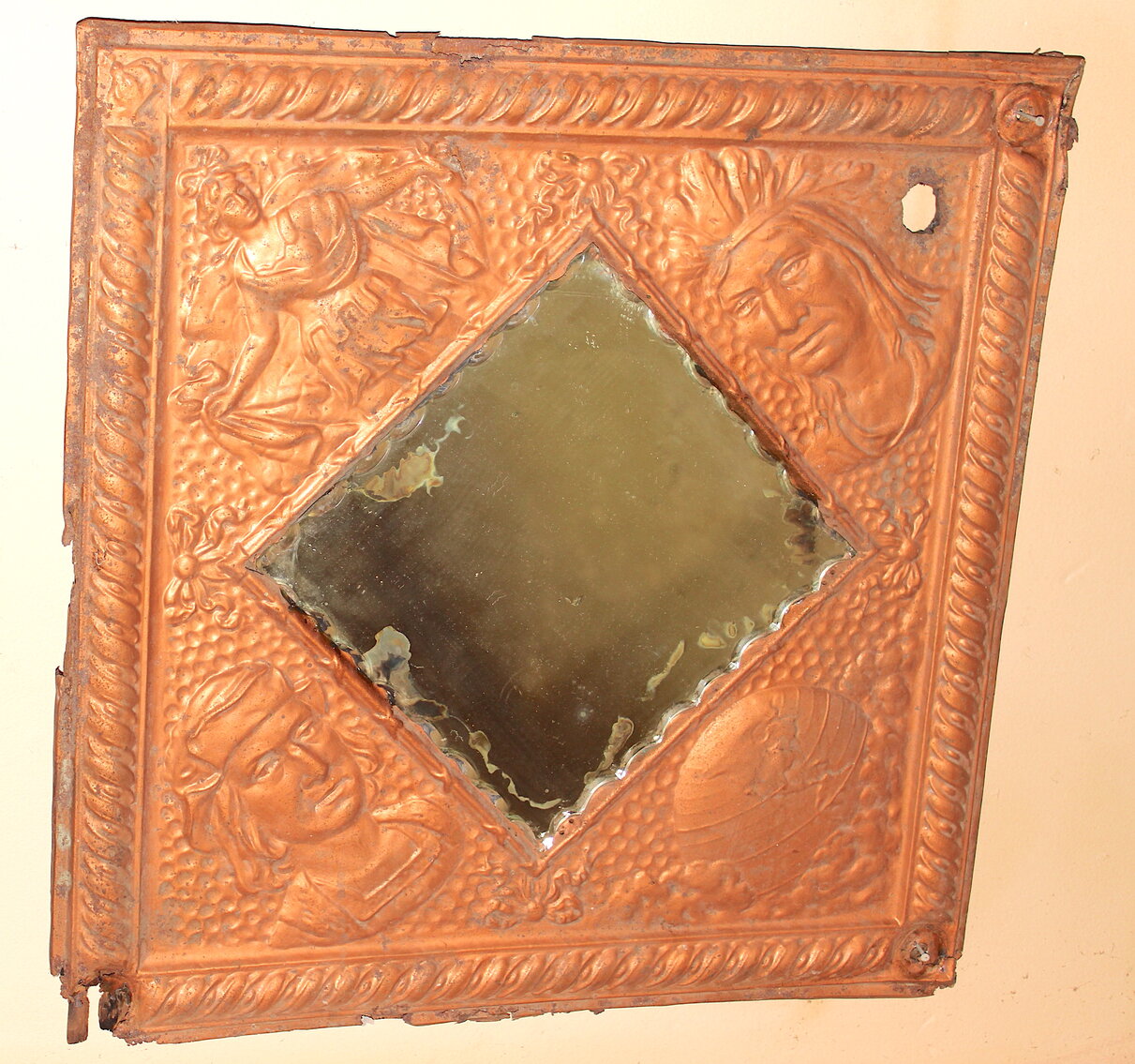 Image for LIVING ESTATE AUCTION