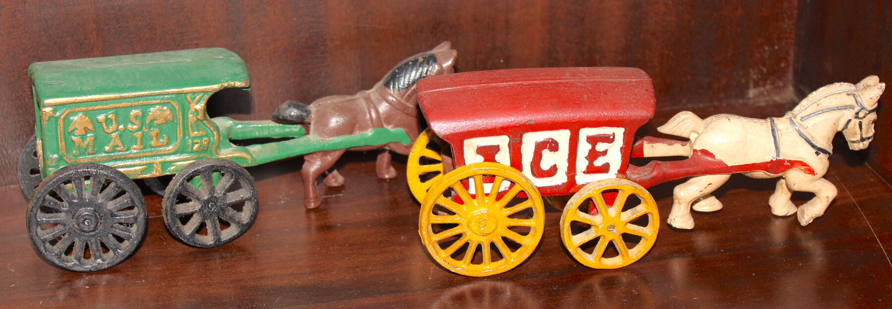 Image for LIVING ESTATE AUCTION