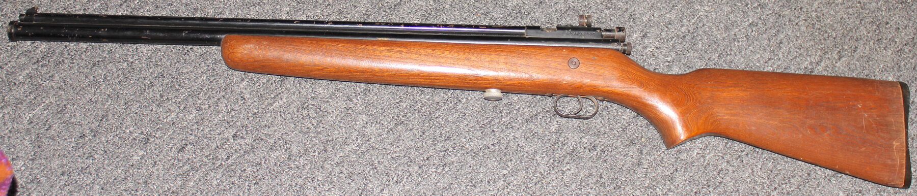 Image for LIVING ESTATE AUCTION