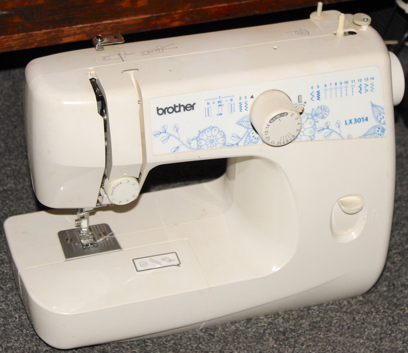 Image for LIVING ESTATE AUCTION