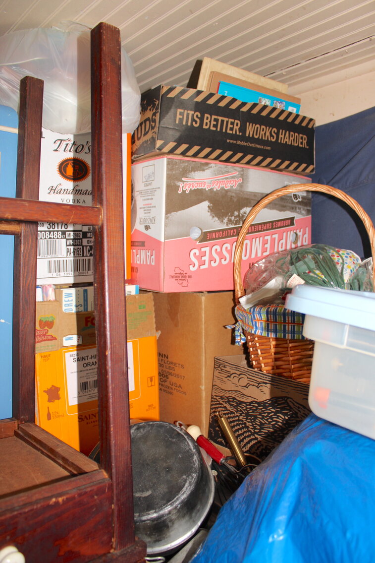 Image for LIVING ESTATE AUCTION