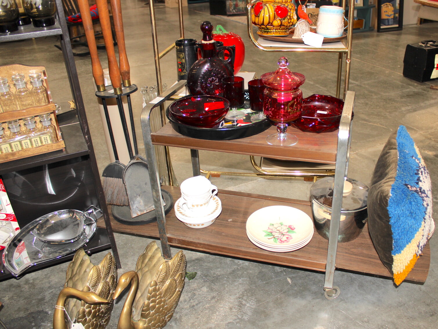 Image for 2-DAY MID CENTURY COLLECTOR & DEALER'S LIVING ESTATE AUCTION