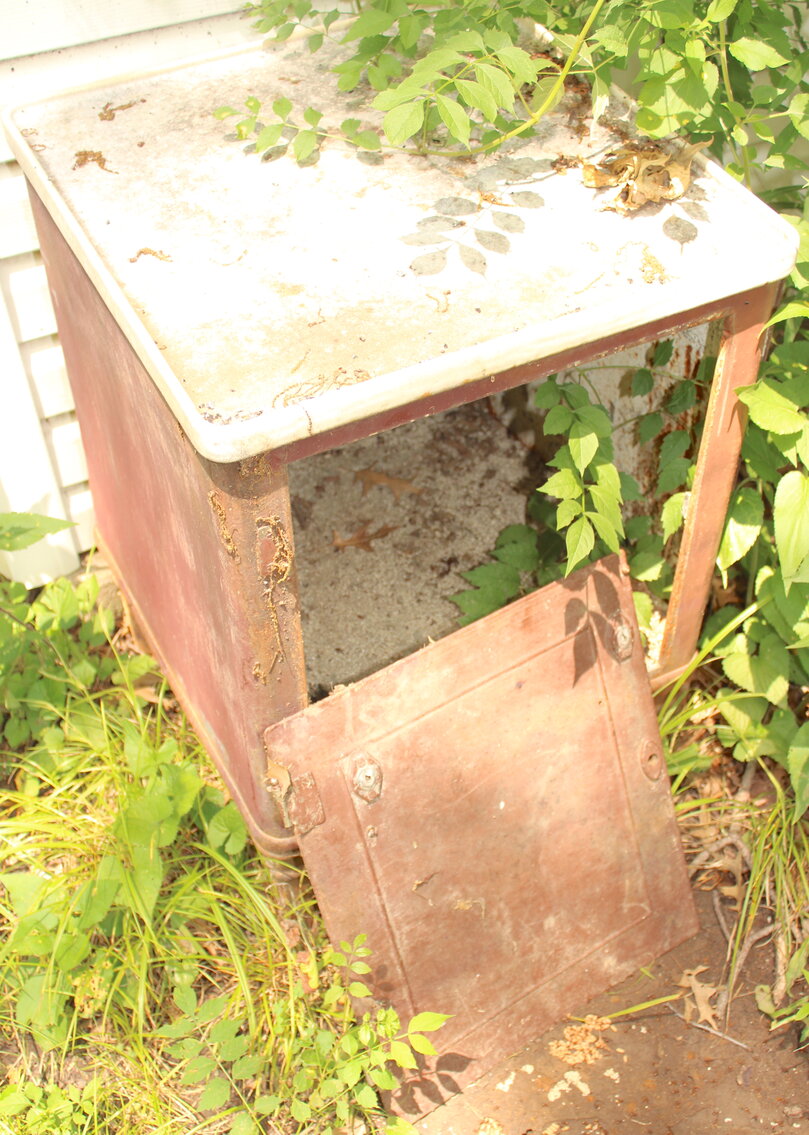 Image for ESTATE AUCTION