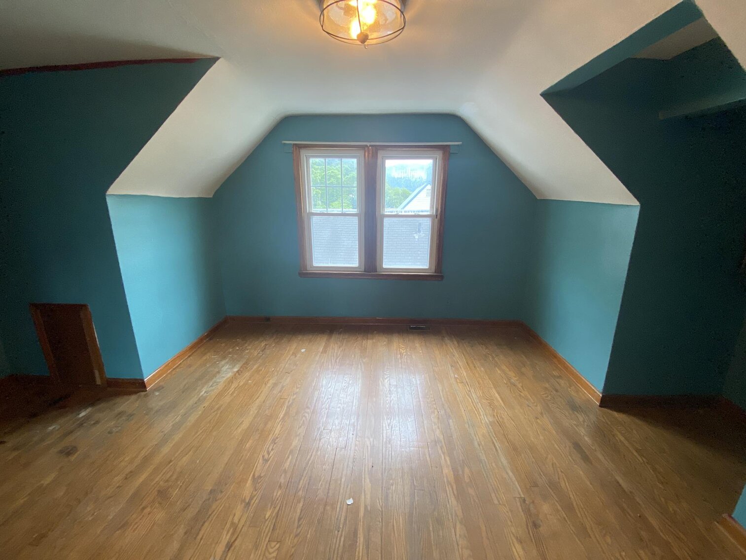 Image for SOLD $59,400 - 3 Bedroom in Charlton Heights Selling to the Highest Bidder