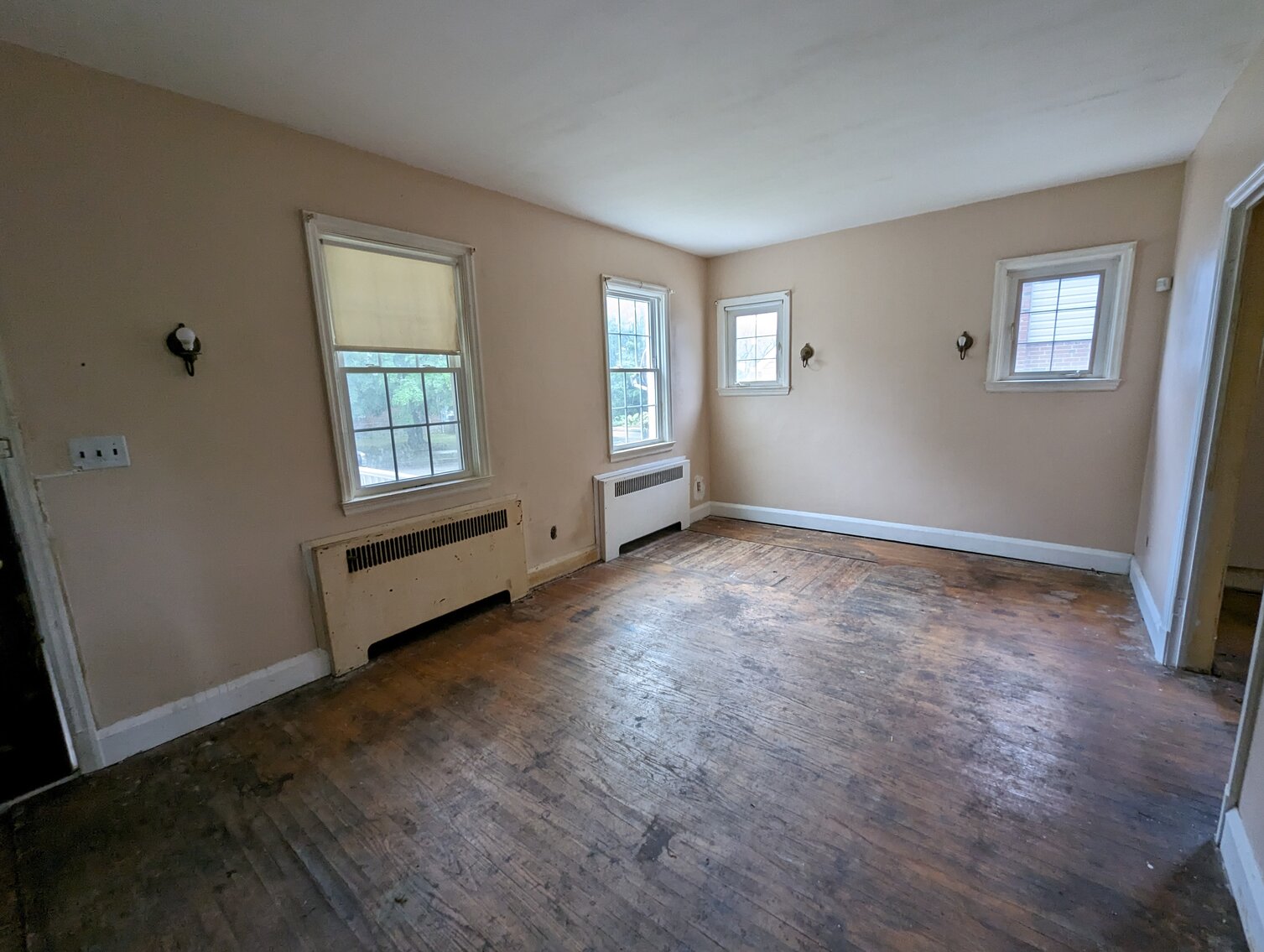 Image for COLONIAL 2-STORY 3 BR HOME