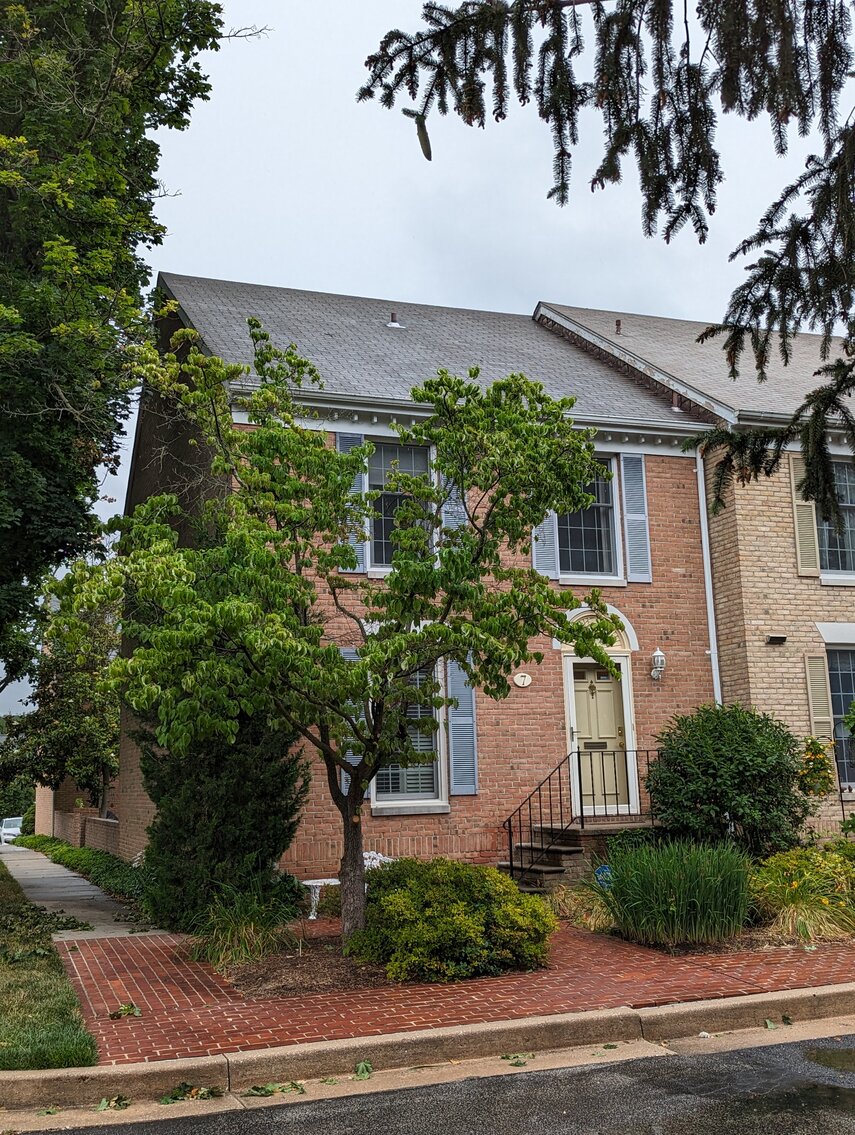 Image for 3 BR, 2.5 BA BRICK END-OF-GROUP TOWNHOME W/ MCM FURNITURE, HOUSEHOLD ITEMS, GLASSWARE, CHINA