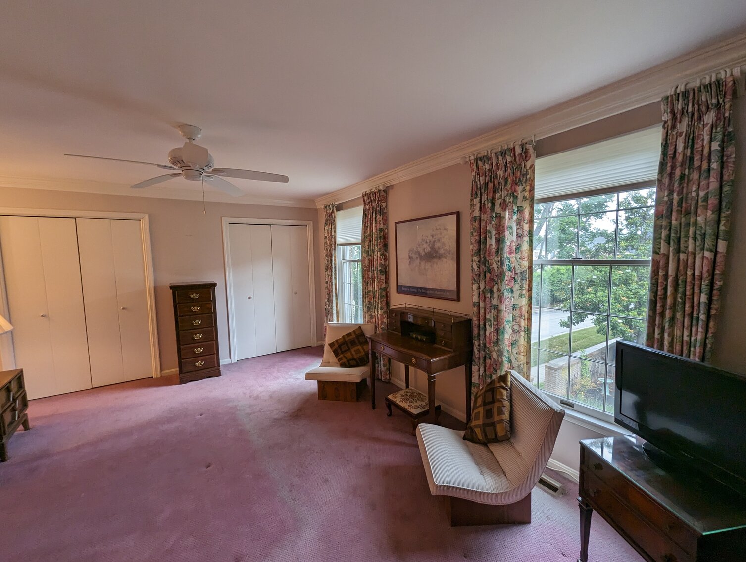 Image for 3 BR, 2.5 BA BRICK END-OF-GROUP TOWNHOME W/ MCM FURNITURE, HOUSEHOLD ITEMS, GLASSWARE, CHINA