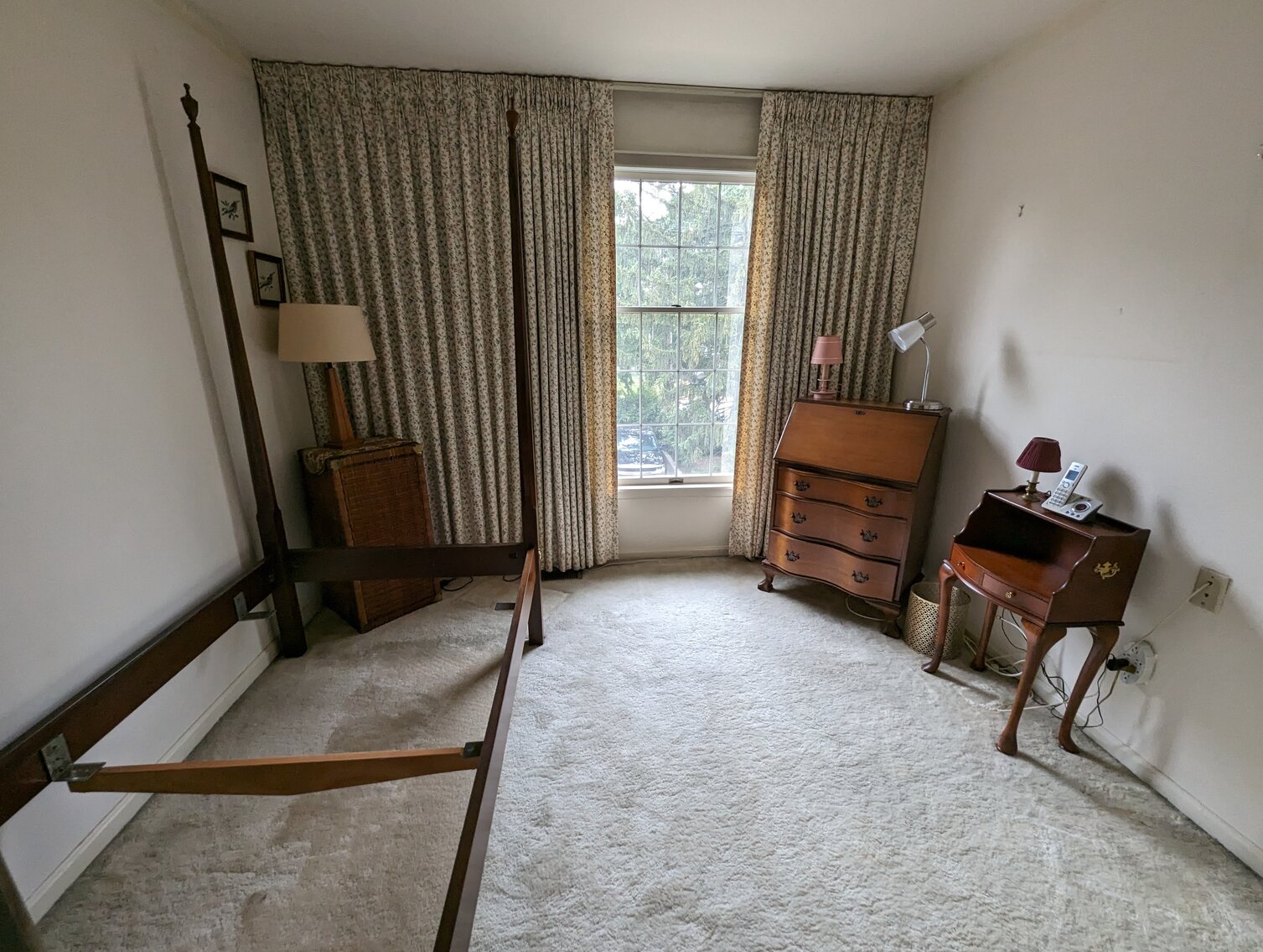 Image for 3 BR, 2.5 BA BRICK END-OF-GROUP TOWNHOME W/ MCM FURNITURE, HOUSEHOLD ITEMS, GLASSWARE, CHINA