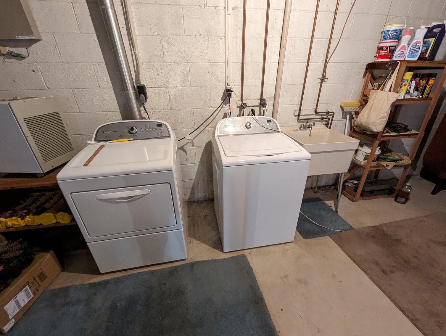 Image for 3 BR, 2.5 BA BRICK END-OF-GROUP TOWNHOME W/ MCM FURNITURE, HOUSEHOLD ITEMS, GLASSWARE, CHINA