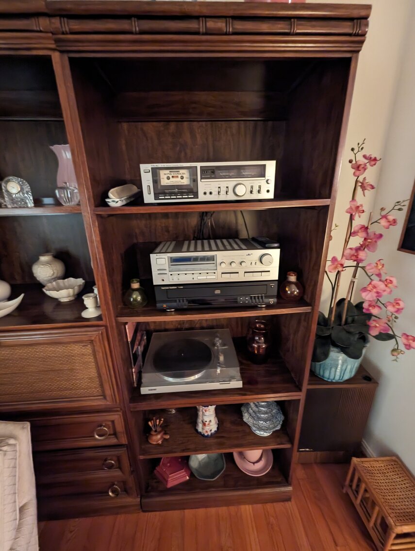 Image for 3 BR, 2.5 BA BRICK END-OF-GROUP TOWNHOME W/ MCM FURNITURE, HOUSEHOLD ITEMS, GLASSWARE, CHINA