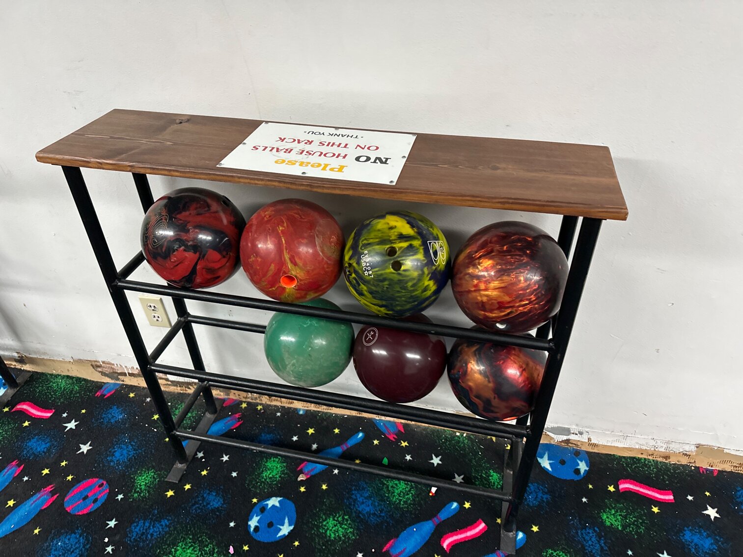 Rack and Balls