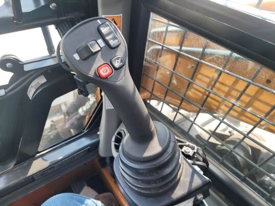 Image for $49,500 | 2022 Case SV280B Skid Steer