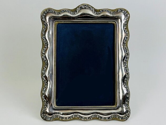 Image for CURATED 16