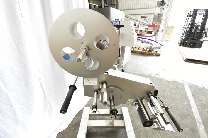 Image for ***SOLD*** MJK1621 Accutek Top Labeler For Lids