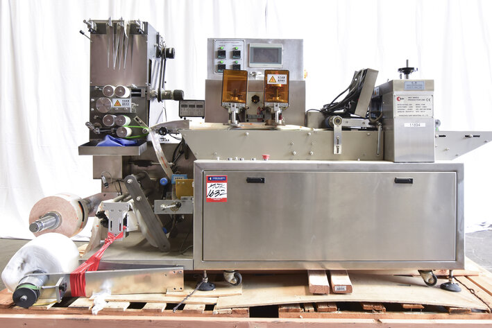 Image for MJK1632 Wet Wipes Production Line Plastic Pouch Maker