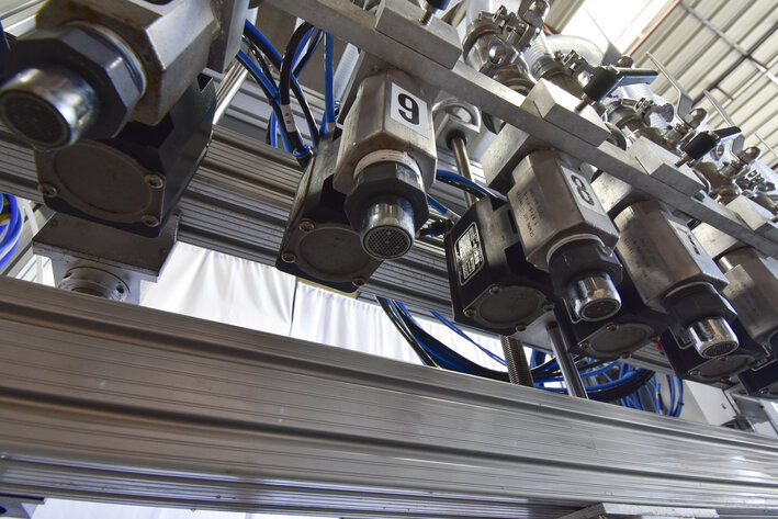 Image for ***SOLD***  MJK1646 Hytek 12 Head liquid Filler with Reservoir