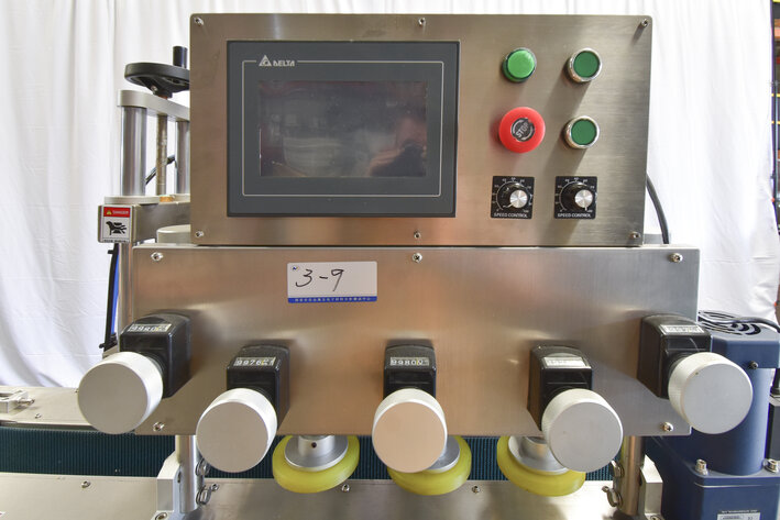 Image for MJK1656 Press Cap Machine with 6 spindle Retorquer