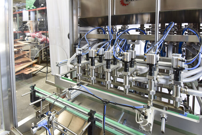 Image for MJK1658 Suny Group 12 Head Liquid Filler Model: SYC2