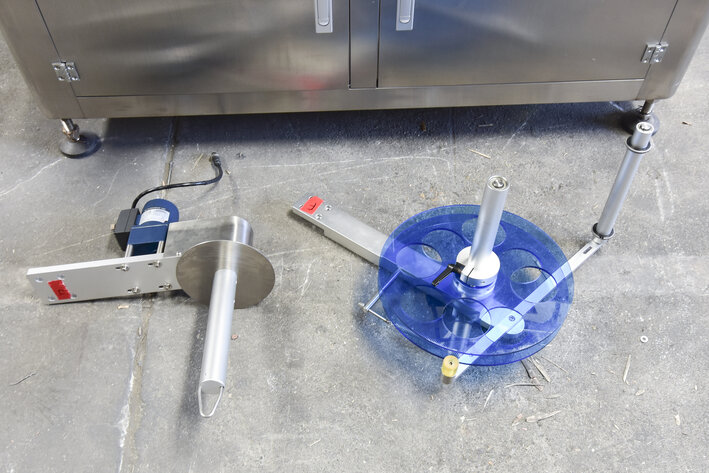 Image for MJK1659 Suny Group Wet Wipes Canister Sealing MachineModel Number: SYC2